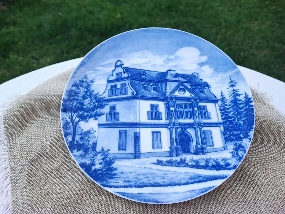 Śliczny  kolekcjonerski talerz FURSTENBERG  do zawieszenia na ścianie