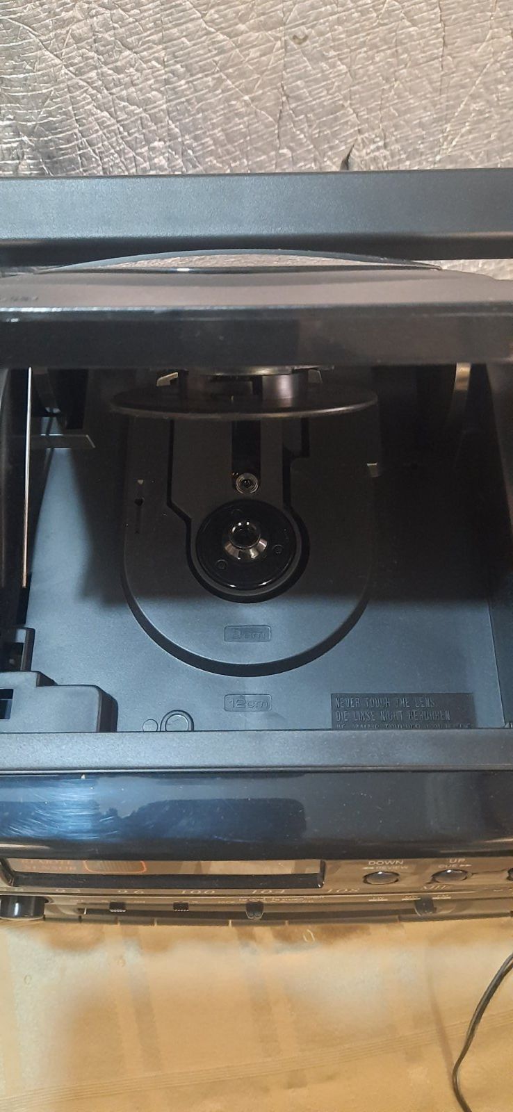 НОВЫЙ, магнитофон SHARP-CD130H.