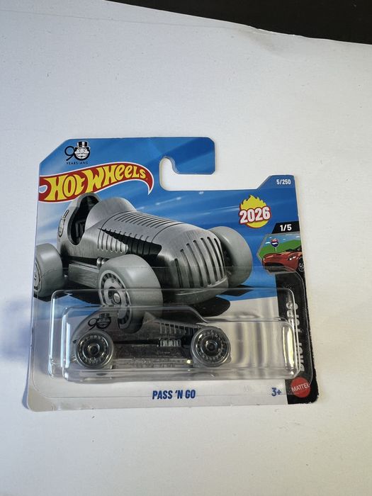 Pass n go hot wheels