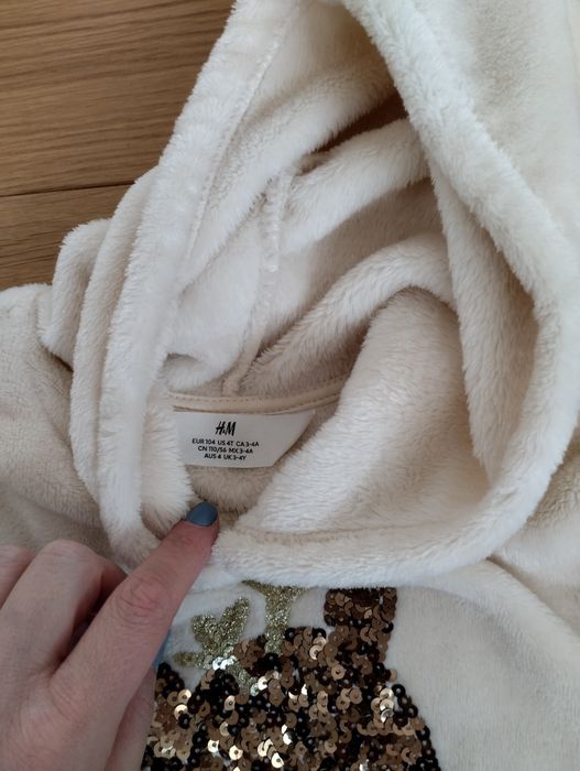 Bluza z sarenka rozm. 104