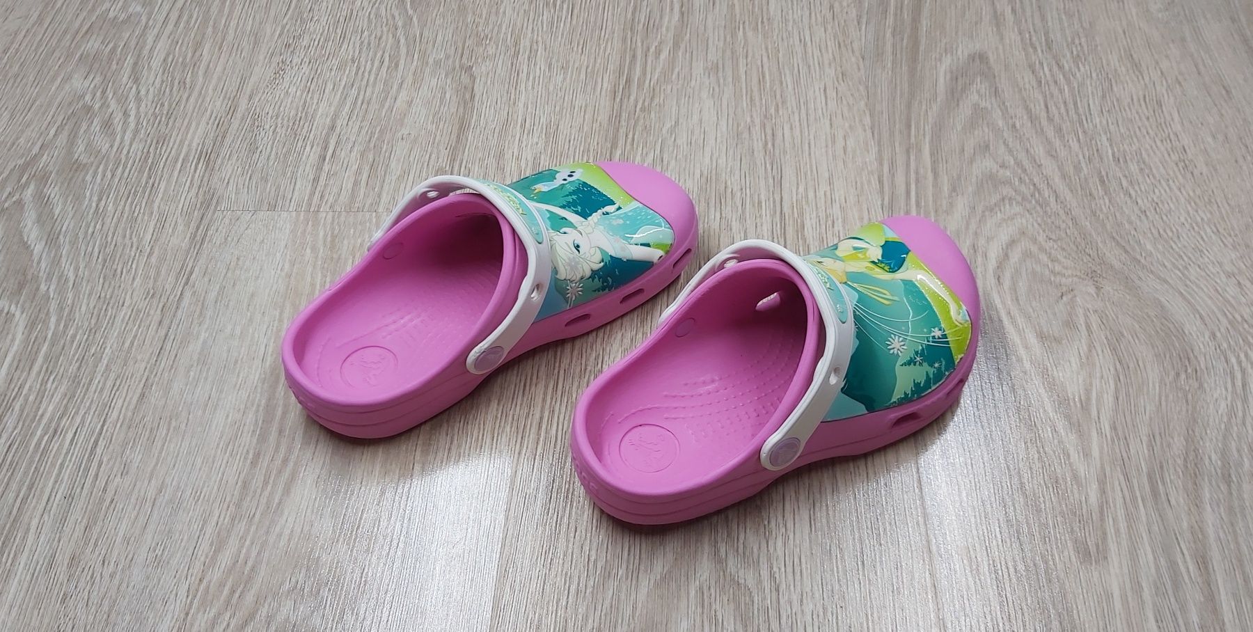 CROCS Frozen kraina lodu klapki sandały J 2 eu 33- 34 cm 21- 21.5