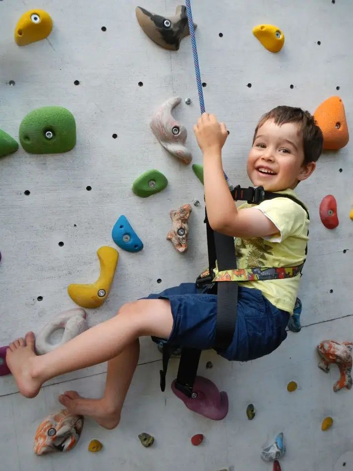 Система страхувальна дитяча повна Petzl Simba скелелазіння альпінізм
