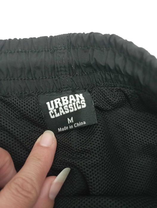 Шорти чоловічі в розмірі М