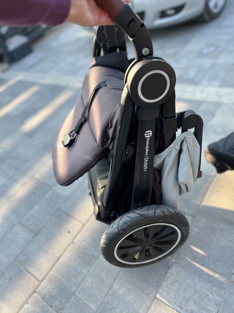 Wozek spacerowka petite&mars street+air
