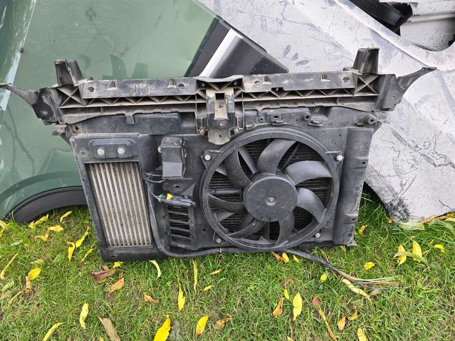 pas przód chłodnice Peugeot 3008 , 5008 I 08-15