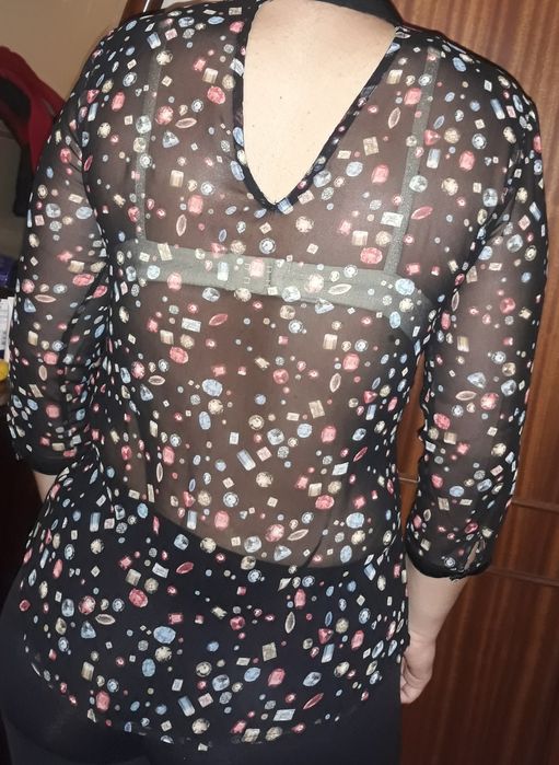 Várias camisas a 5€ cada