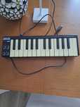 Klawiatura sterującą midi usb akai lpk25