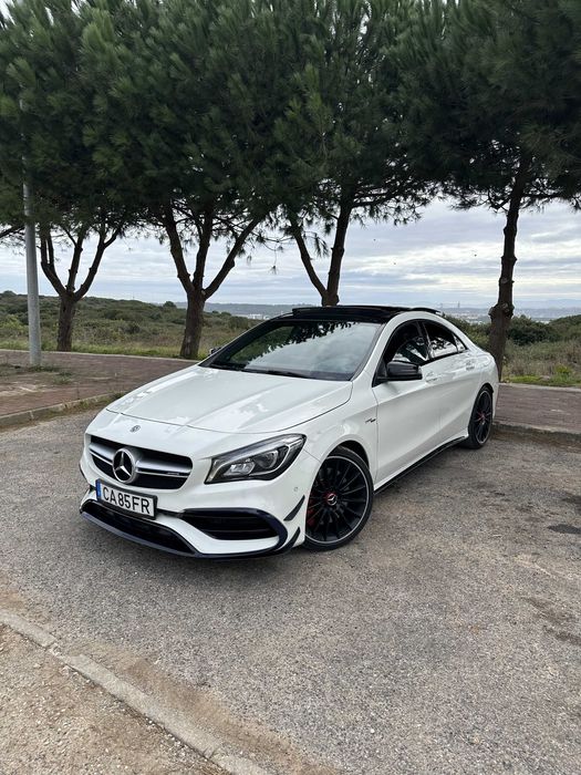 Mercedes-Benz CLA 45 AMG