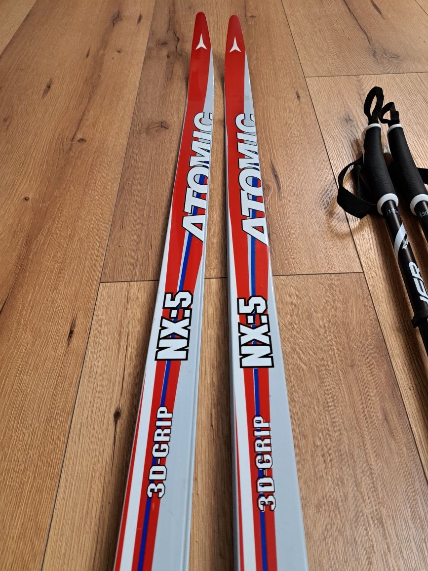 Narty biegowe Atomic NX 5 i kijki Fischer do stylu klasycznego