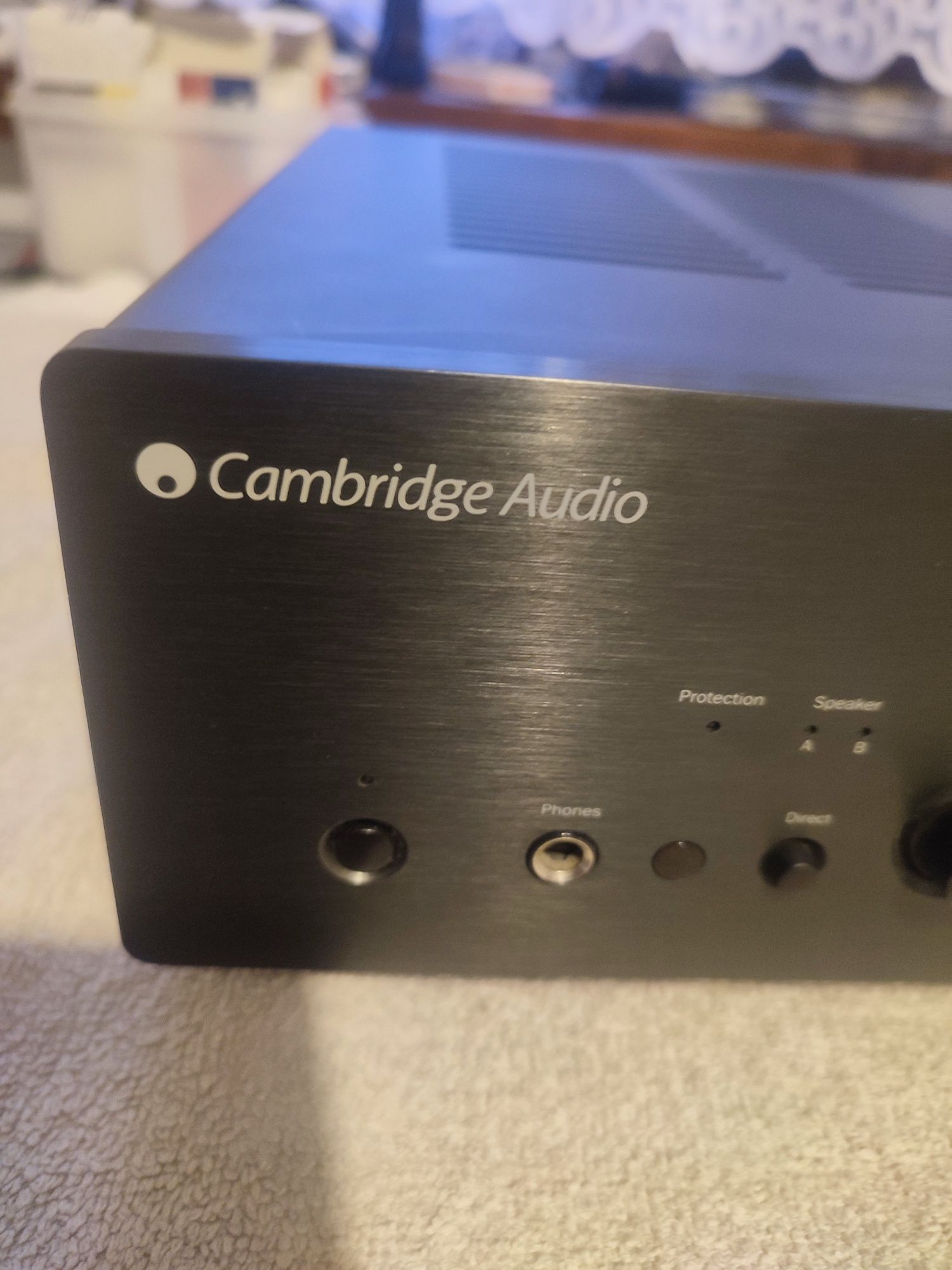 Cambridge audio azur 550a