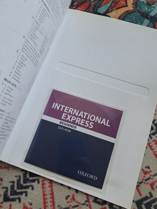 Nowa ksiazka angielski International express beginner