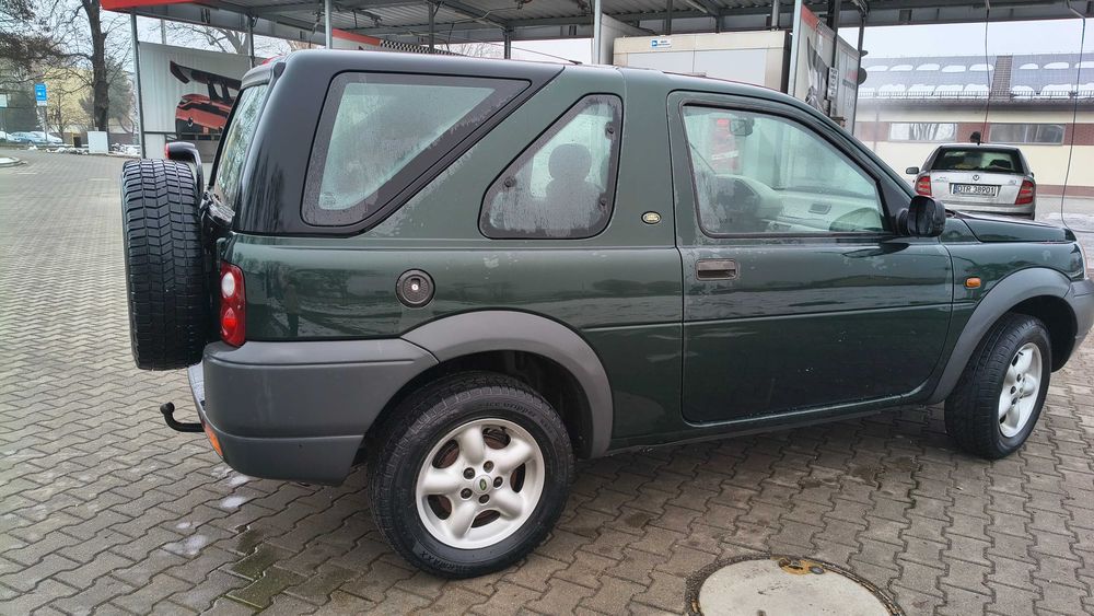 Samochód Land Rover 1.8