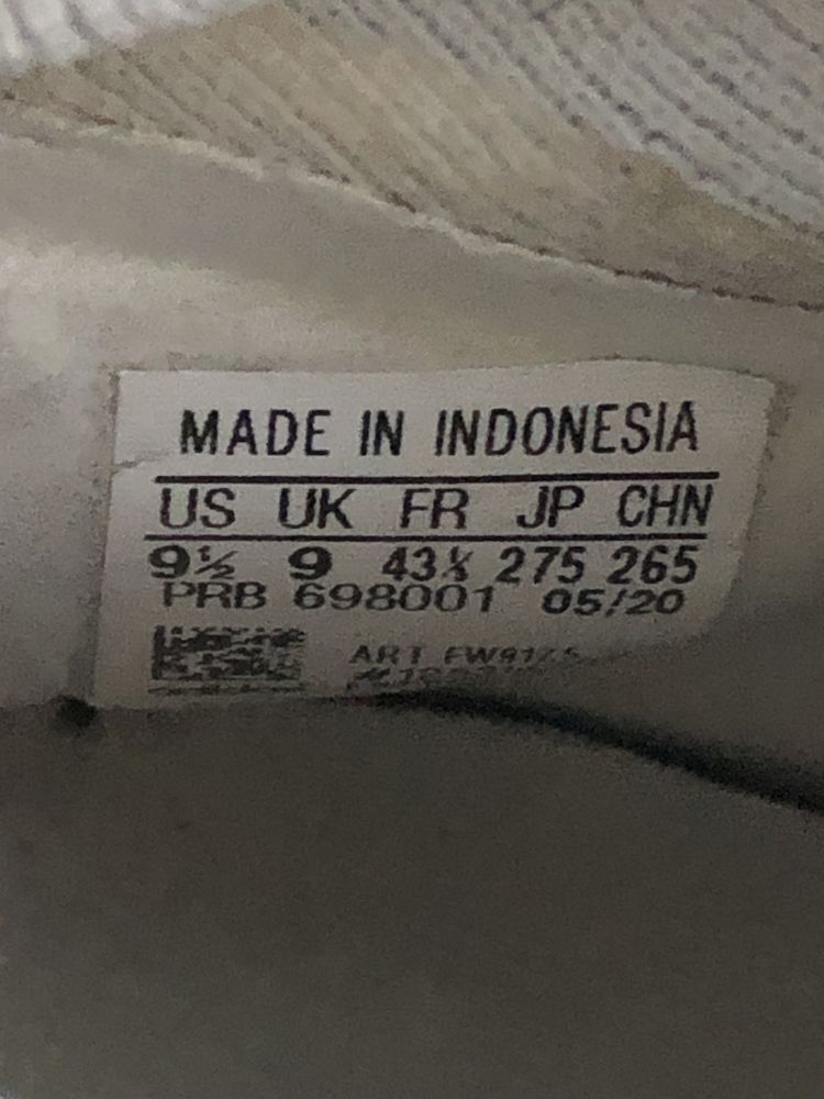 Adidas Predator  43 1/3