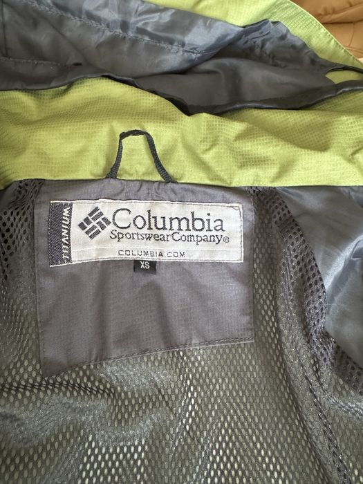 Columbia куртка демісезонна, зріст 152