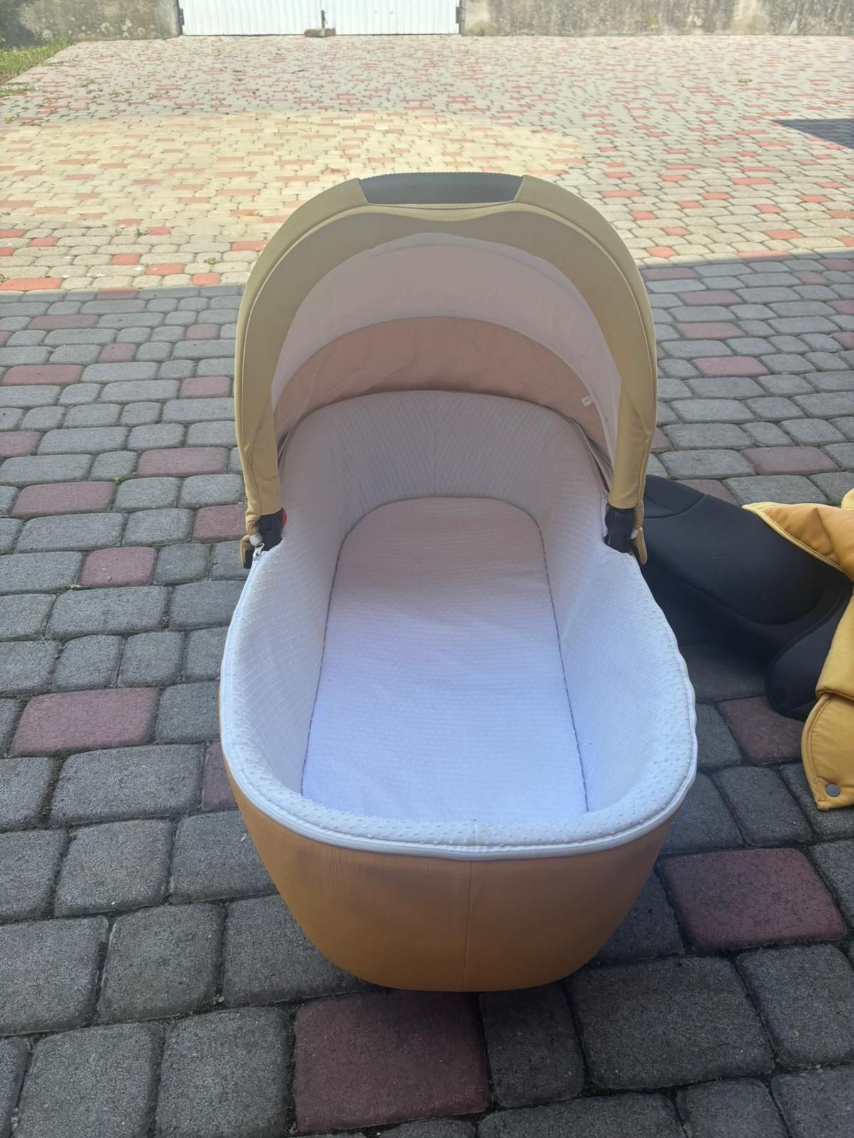 Дитяча коляска, продам не дорого