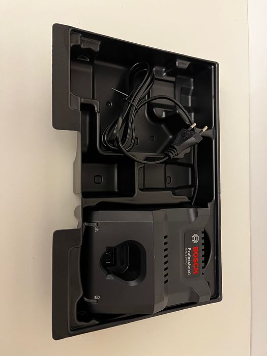 Carregador Bosch GAL 12V-40 Novo