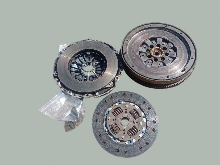 Sprinter 903 / Vito 638-639 — маховик / демпфер *б\у