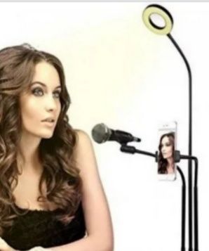 Набор  для блогера.абсолютно новий.з мікрофоном, і пультом .