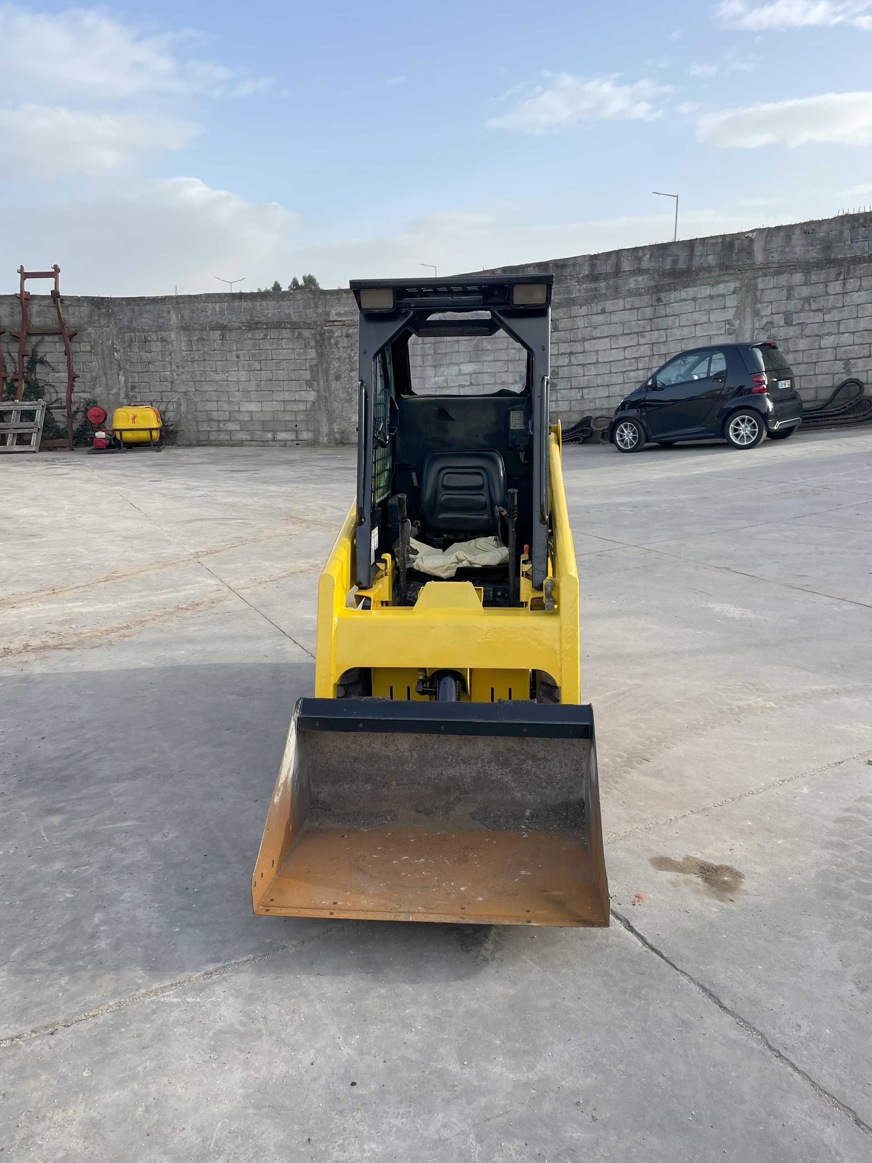 Mini pa Carregadora Bobcat 453