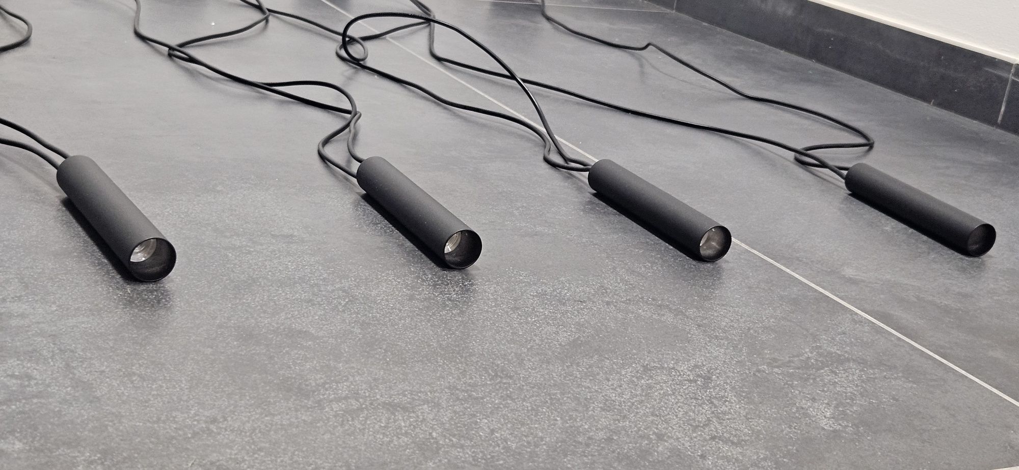 Lampa wisząca Orlicki Design Viva V Nero, czarna aluminium