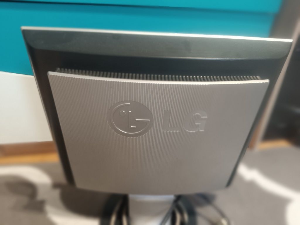 Monitor LG Flatron L1730S