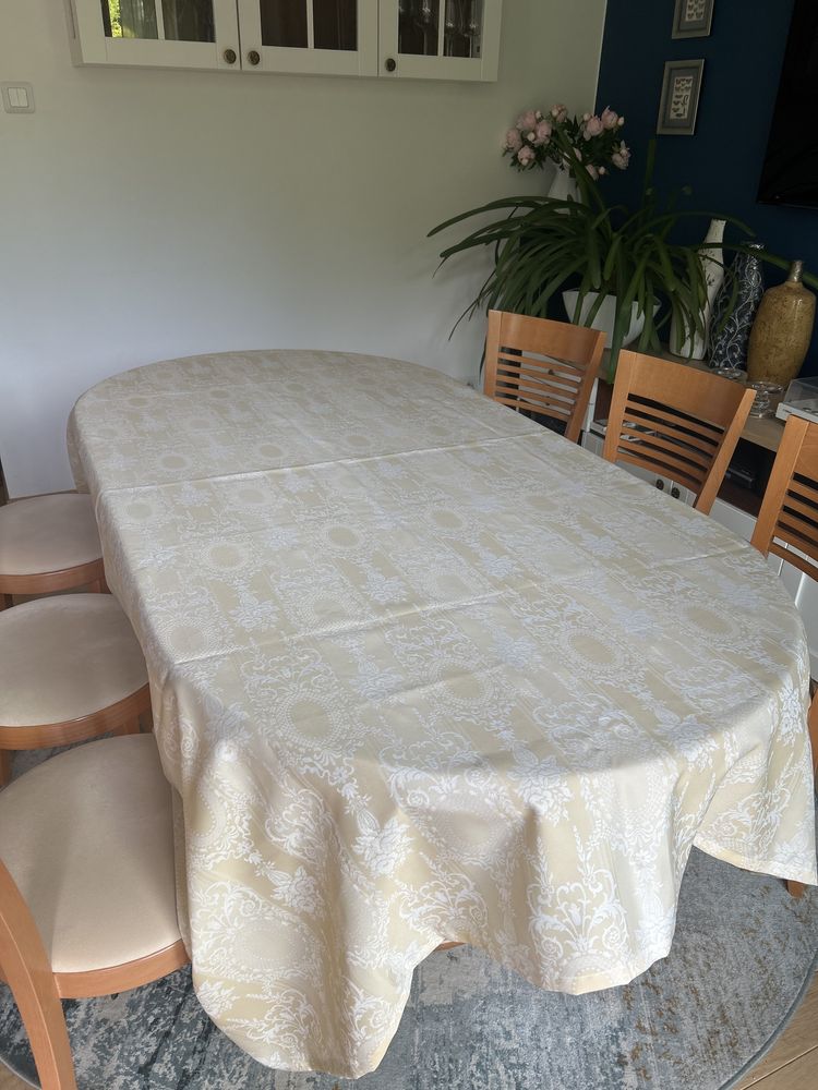 Piekny obrus 230x155cm