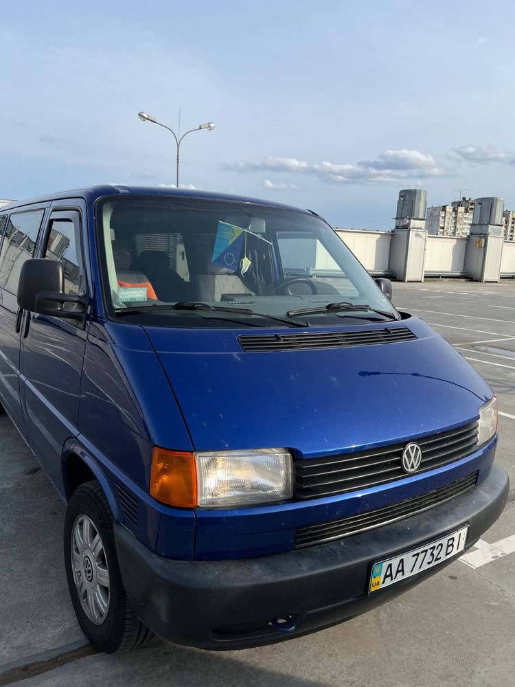 Volkswagen Transporter 4