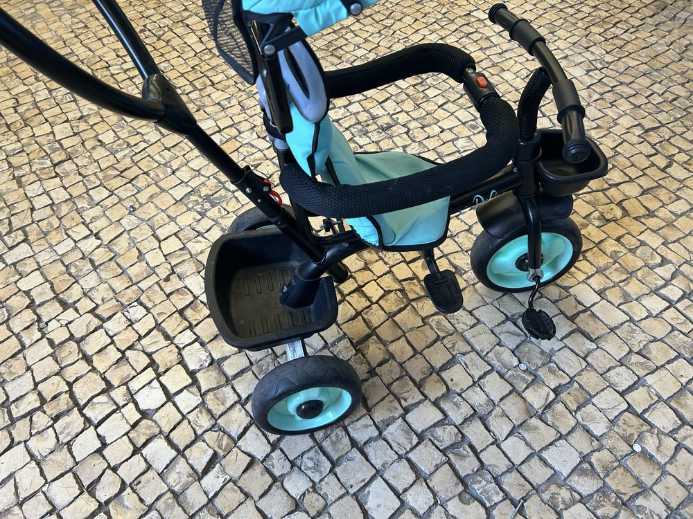 Triciclo como novo
