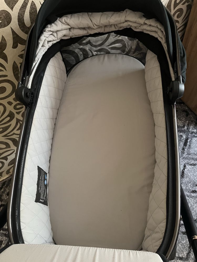 Коляска Carrello Ultimo 2 B 1