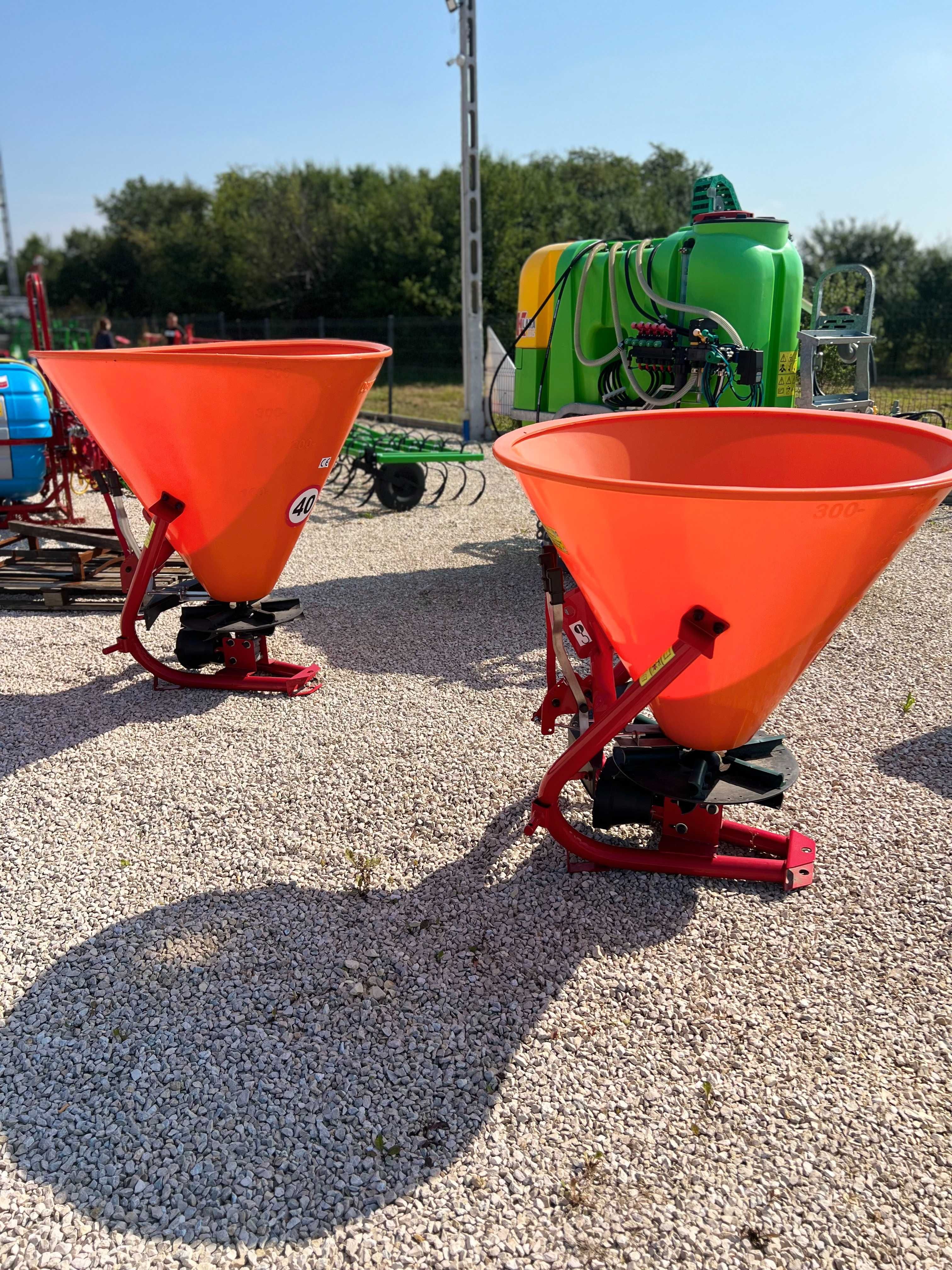 Rozsiewacz Nawozów LEJEK 200L-500L DOSTAWA