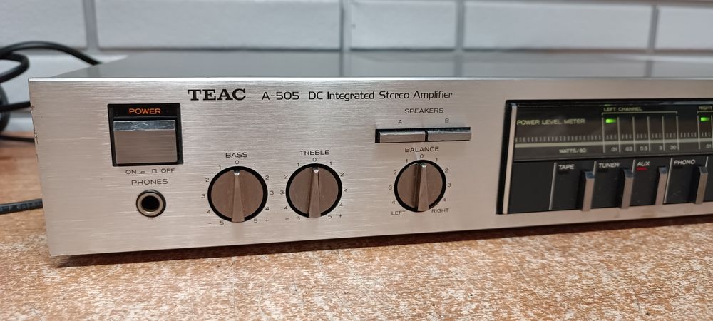 Wzmacniacz TEAC A-505. Japan