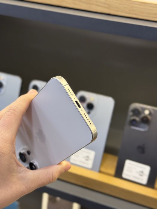 iPhone 15 Pro Max 256 White Titanium Neverlock