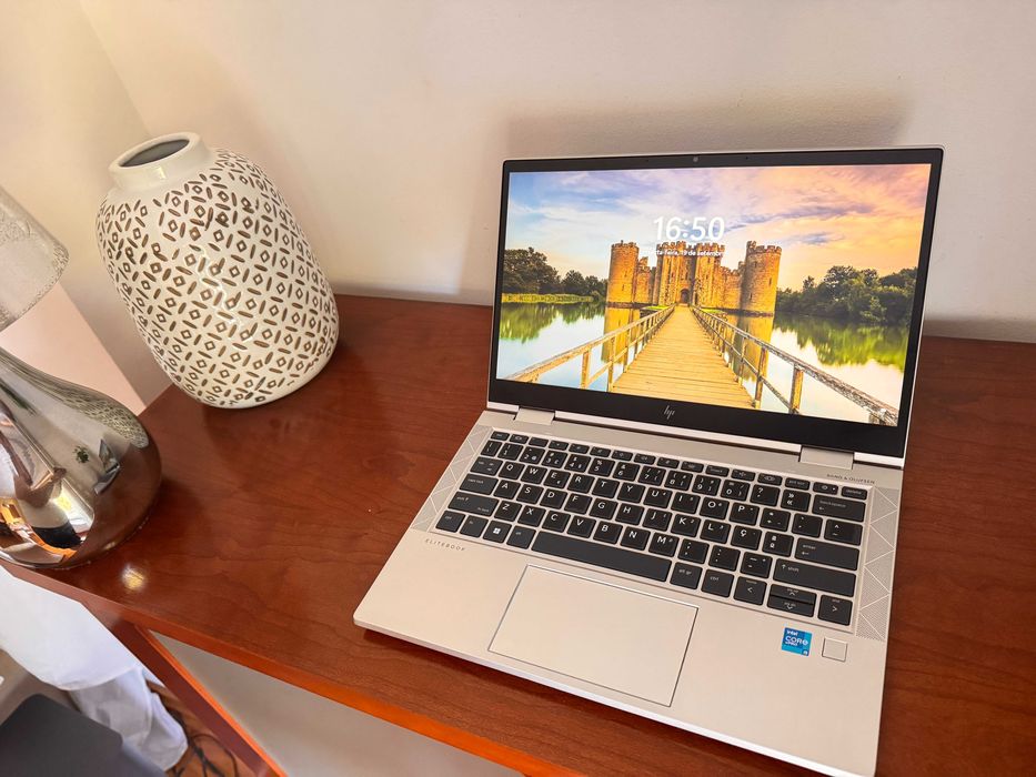 HP Elitebook x360 830 G8 13.3"FulHD Tactil|i5-1145G7|16G Ram|Ssd 512Gb