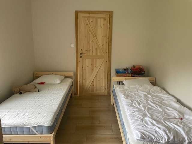 Fasty – połowa domu 50 m², po remoncie, 3 pokoje