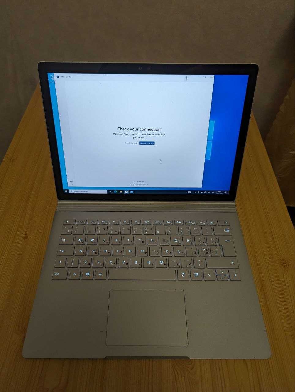 microsoft surface book i5\8\256, сенсорный