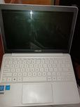 Zamienię Noetbook Asus E200h +torba00h