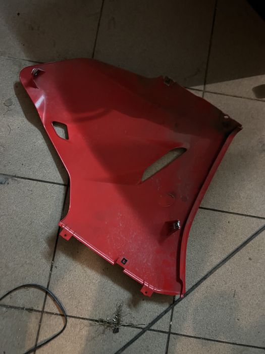 Ducati supersport 950 rok 2021 owiewki czesci