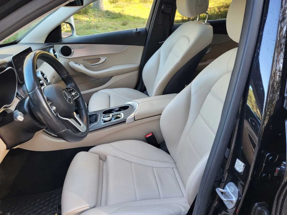 Mercedes-Benz C-Class C 300      2019