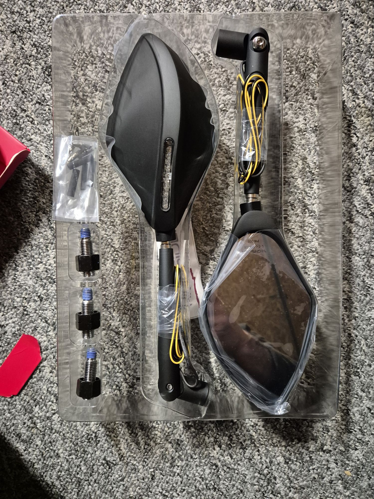 Lusterka motocyklowe z kierunkowskazem led