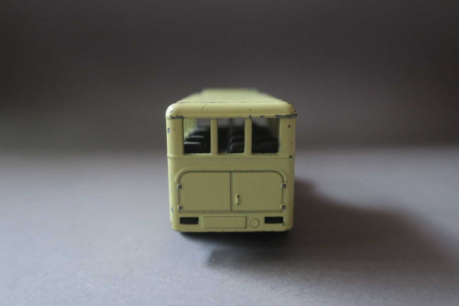 Metalowe auto Corgi Bedford Bus samochód 1:43 kolekcjonerski