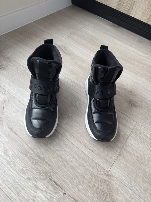 Дутіки Calvin Klein 37 ОРИГІНАЛ дутики боти 7 us