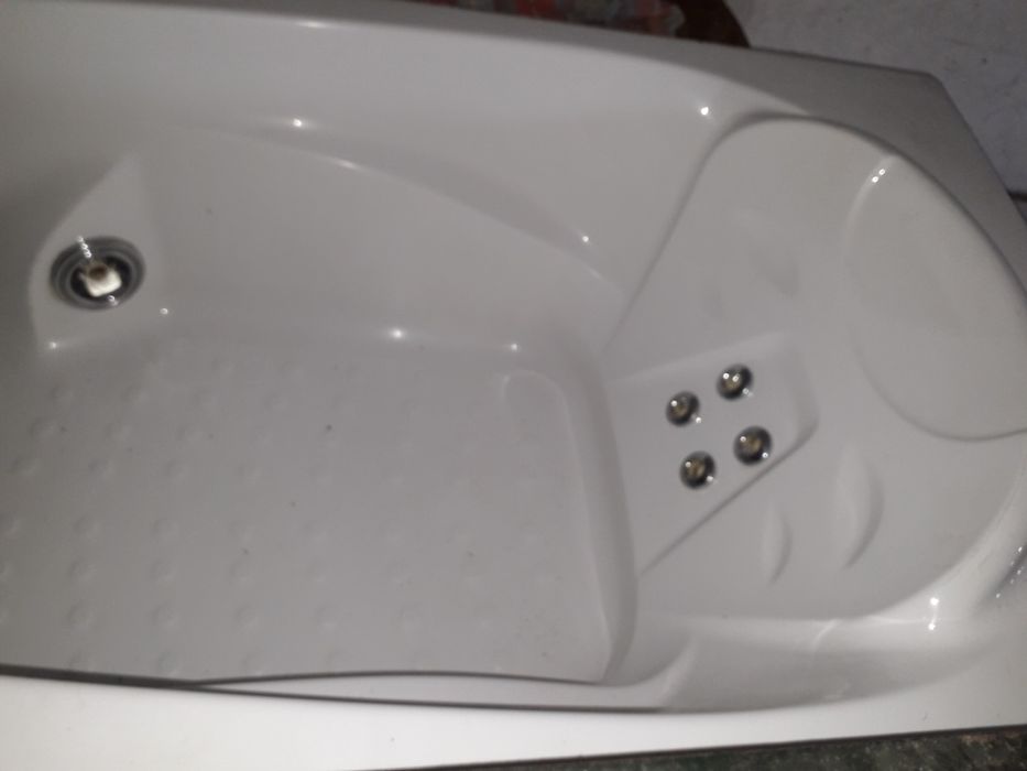 Banheira Hidromassagem/Jacuzzi.