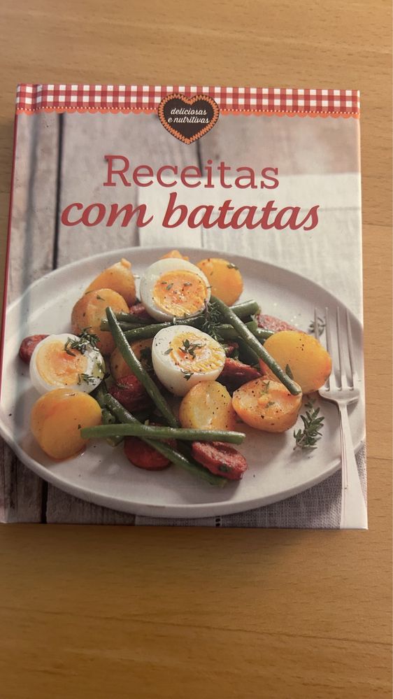 Livro “receitas com batatas”