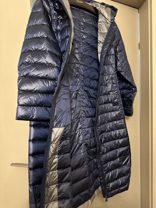 Плащ 100-граммовка в отличном состоянии с капюшоном,двойным язычком