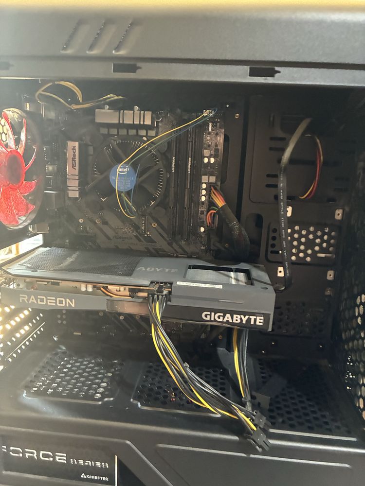 Ігровий ПК | RX 6600 XT / i3‑10100F / 16ГБ / SSD / H470