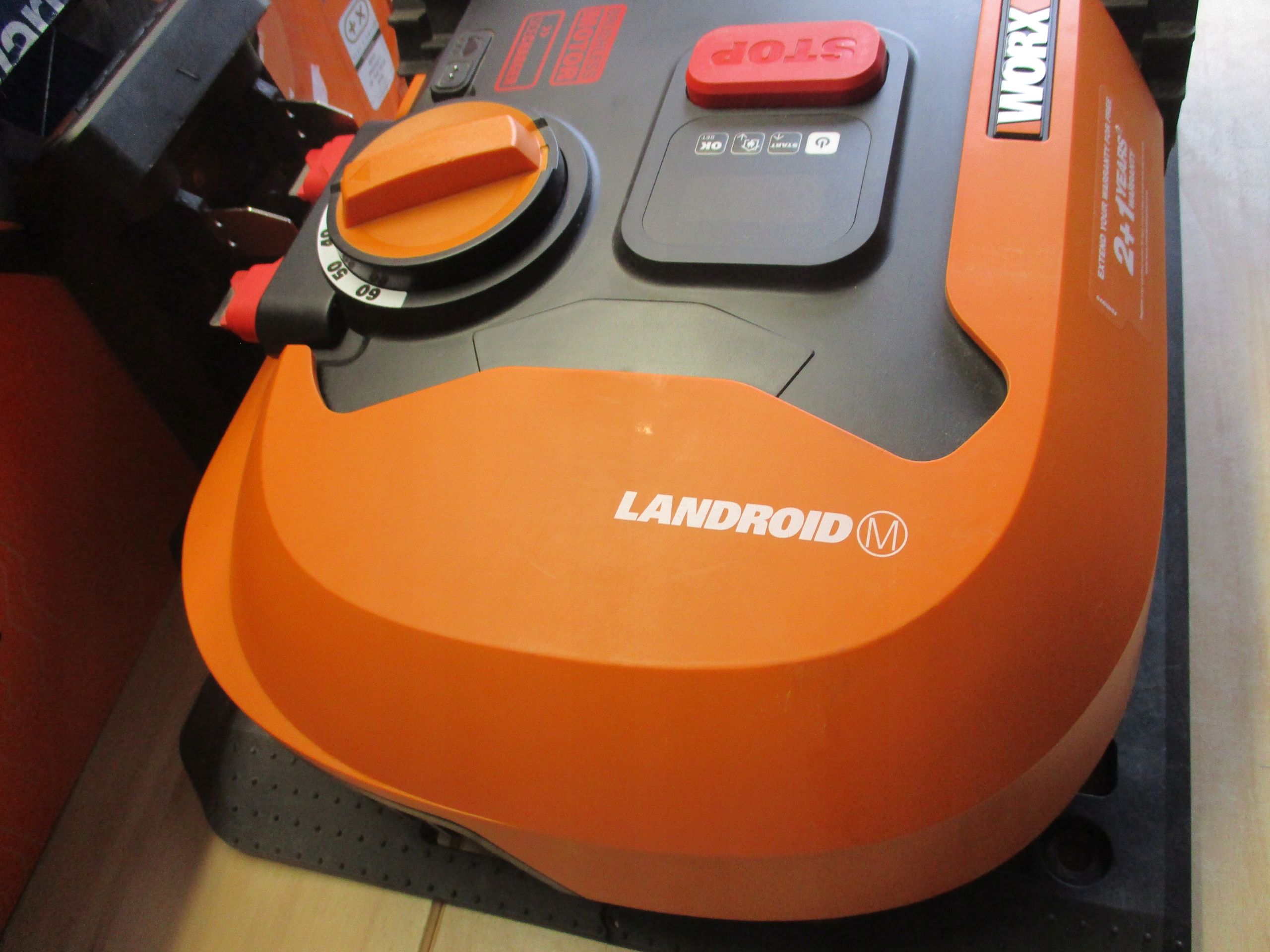 Robot koszący Worx M500 Landroid szer. koszenia 18 cm