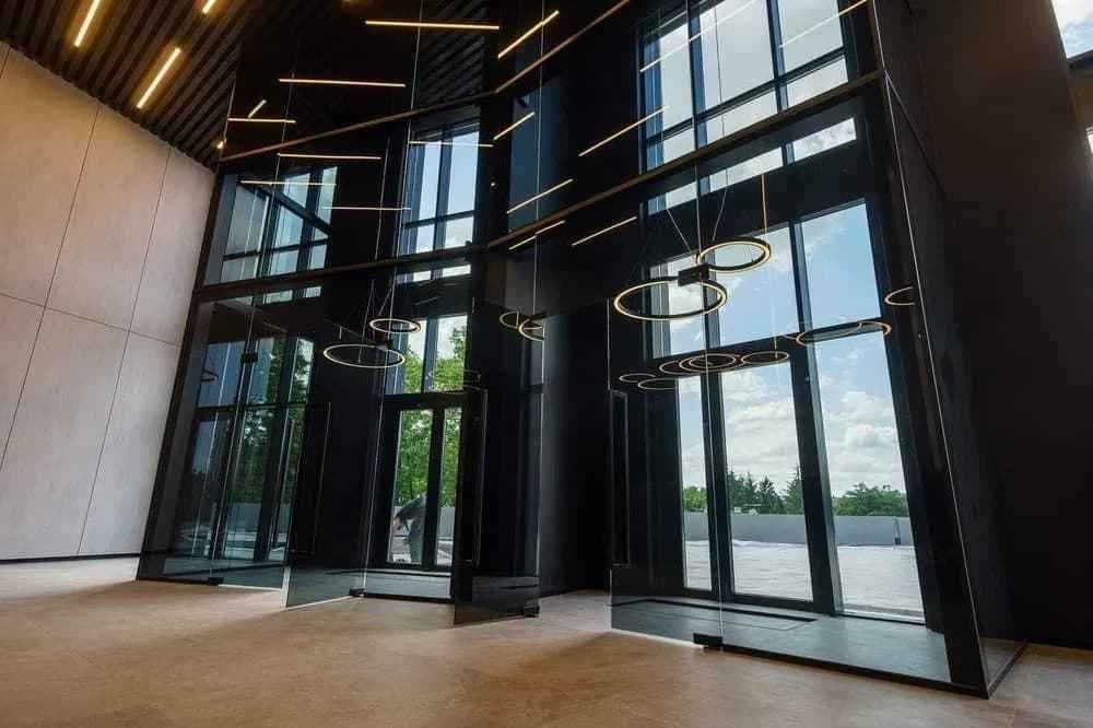 Продам  1 комнатную квартиру  в ЖК бизнес класса Greenville Park.