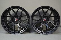Felgi Japan Racing JR18 18" 9,5J ET20 + 10,5J ET22 5x112 Matt Black
