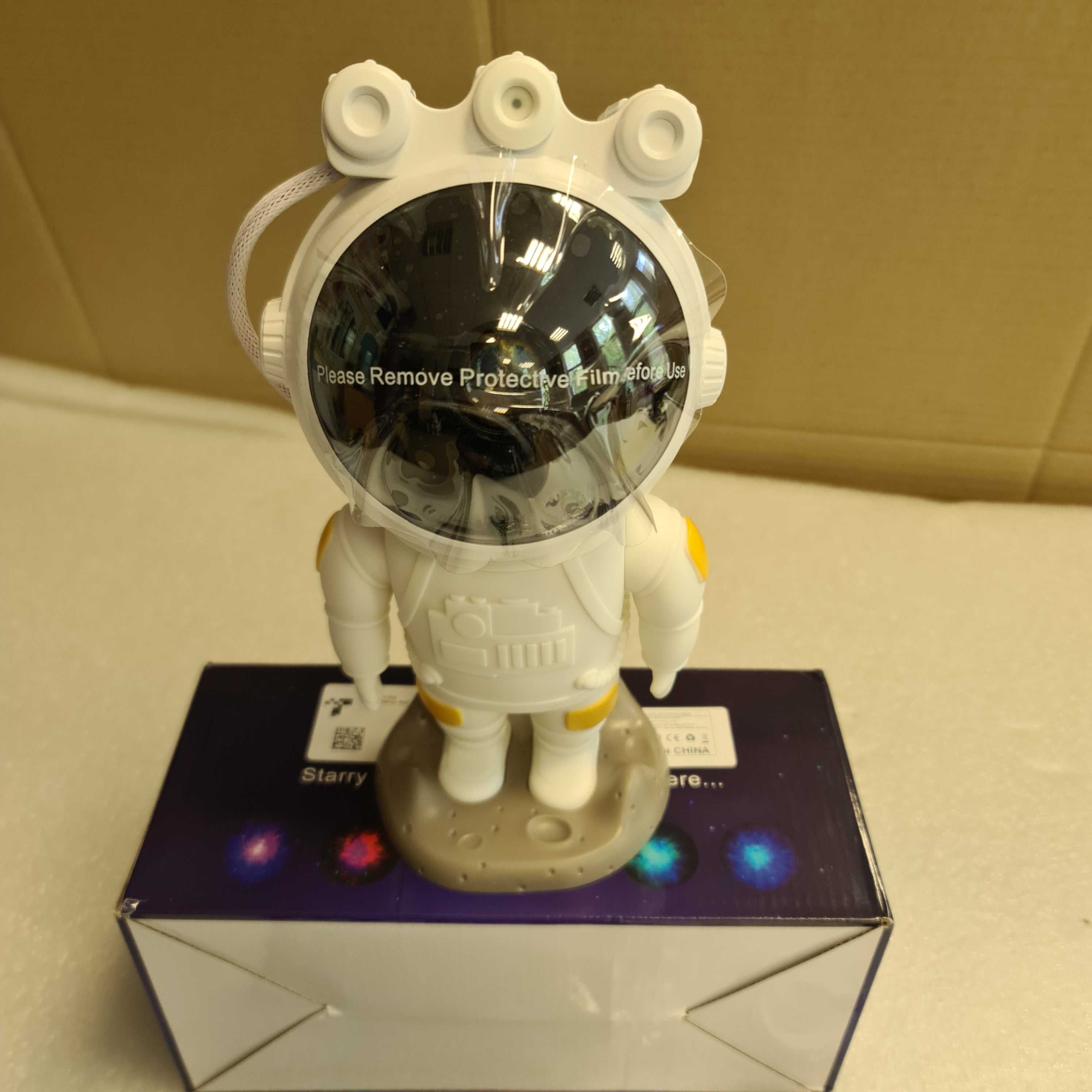 Lampka nocna Astronauta LED Galaxy Star Night Light