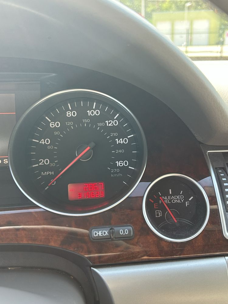 Audi D3 A8L 4.2 mpi V8